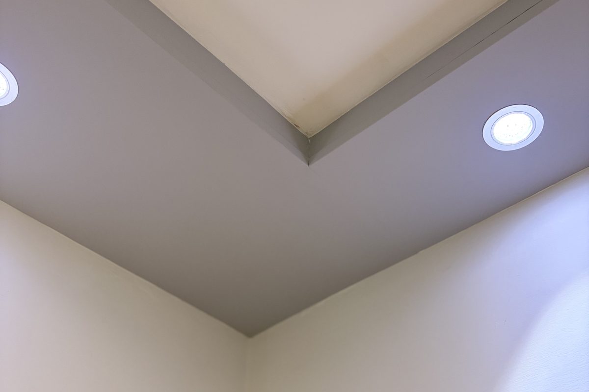 Solid colour matt kitchen wrap · Newmarket