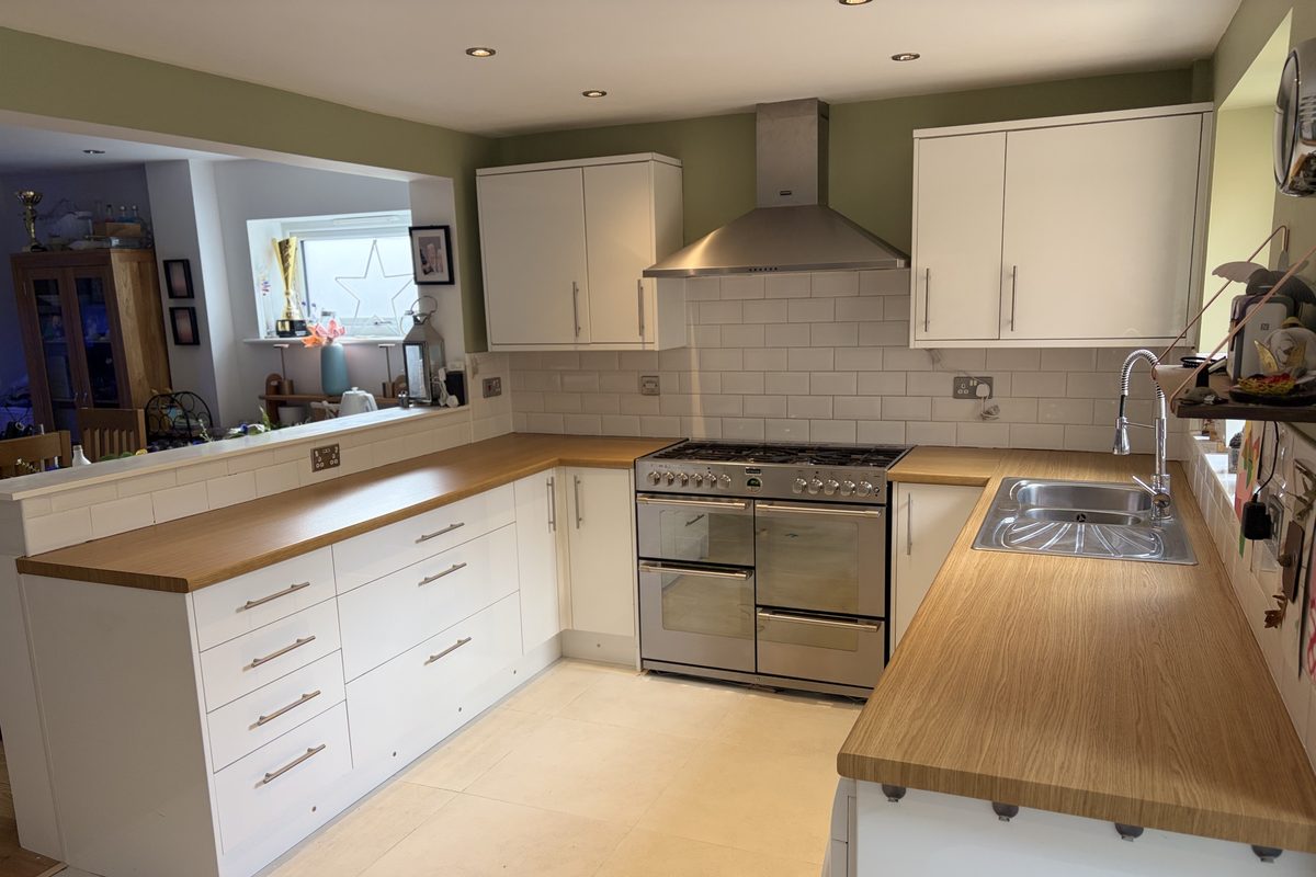 3M DI-NOC worktop wrap · Milton