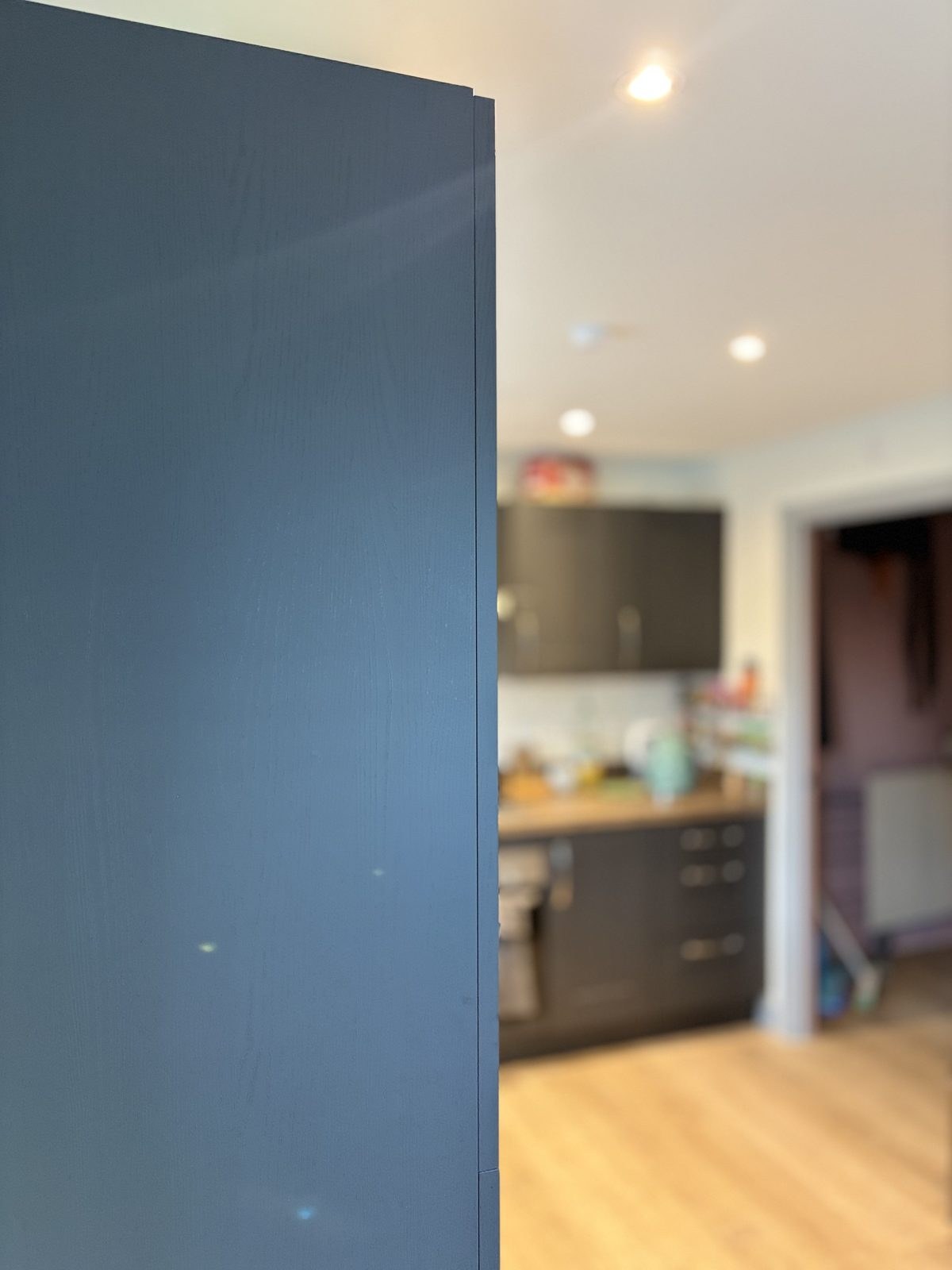 Black wood effect kitchen wrap · Cambridge
