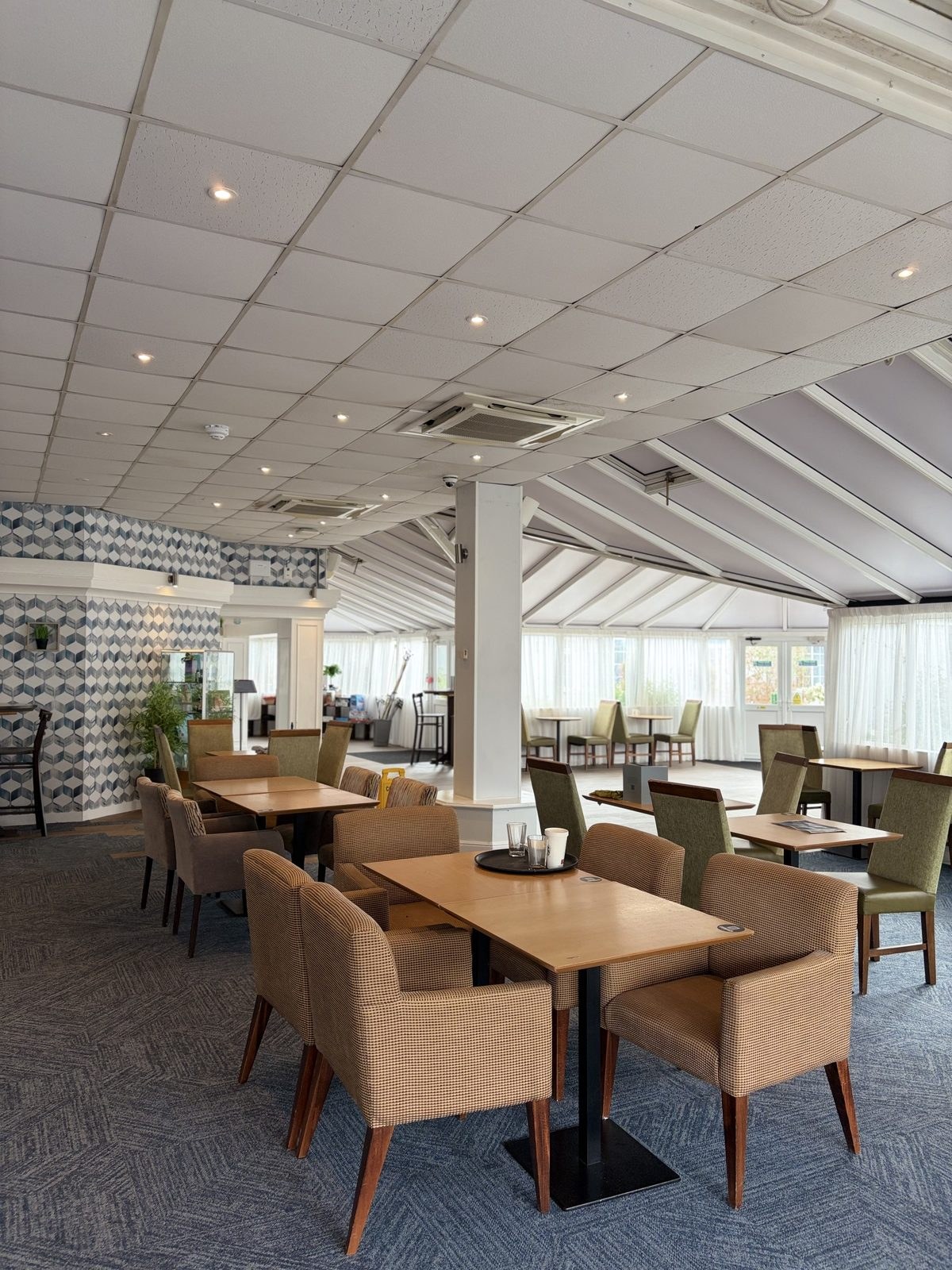 Decorative window film in hotel · Cambridge