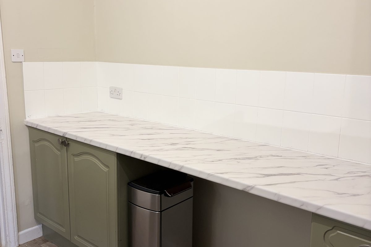 Marble worktop wrap · Cambridge