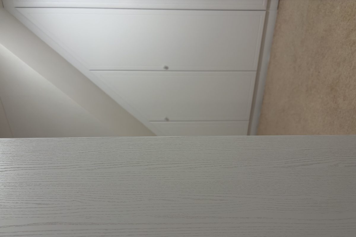 Wardrobe wrap · White wood effect · Milton