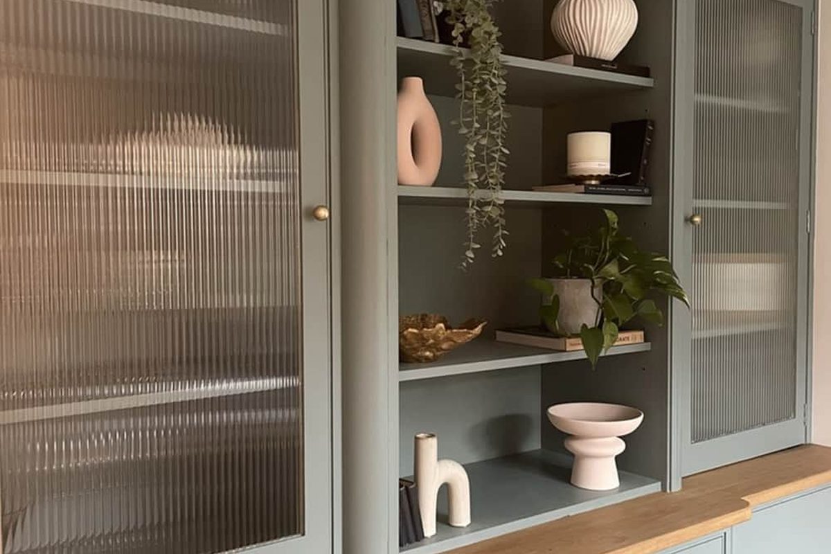 Reeded window film · Kitchen